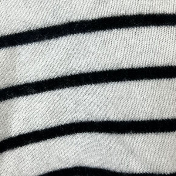 Cynthia Rowley Cream Black Striped 100% 2-Ply Cashmere Crewneck Sweater Size L - Picture 6 of 11